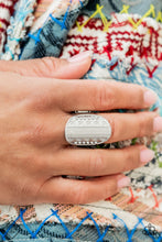 Load image into Gallery viewer, Sunset Sightings - Complete Trend Blend - December 2021 Fashion Fix - Sabrina's Bling Collection