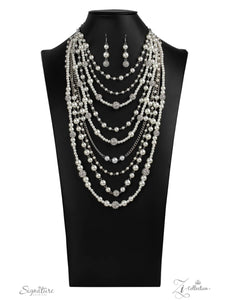RETIRED VINTAGE- THE LECRICIA
2020- PAPARAZZI EXCLUSIVE ZI
COLLECTION PEARL NECKLACE  SABRINA'S BLING COLLECTION 