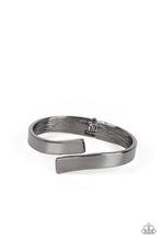 Load image into Gallery viewer, Dare to Flare - Black Gunmetal Bracelet - Sabrina&#39;s Bling Collection