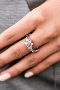 Glimpses of Malibu - Complete Trend Blend

 SET PAPARAZZI ACCESSORIES - Sabrina's Bling Collection