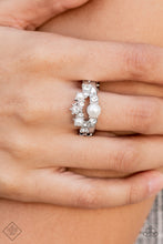 Load image into Gallery viewer, Fiercely 5th Avenue - Complete Trend Blend -  October 2021 Fashion Fix - Sabrina&#39;s Bling Collection