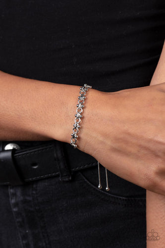 Slide On Over - Silver Snake Chain Bracelet - Sabrina's Bling Collection