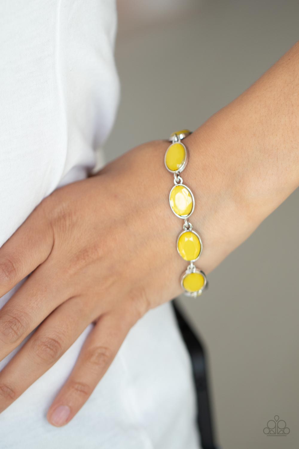 Smooth Move - Yellow Bracelet - Sabrina's Bling Collection
