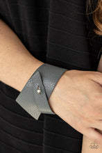 Load image into Gallery viewer, PIECE Offering - Silver Bracelet - Sabrina's Bling Collection