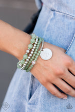 Load image into Gallery viewer, Glimpses of Malibu - Complete Trend Blend SET -  October 2022 Fashion Fix - Sabrina&#39;s Bling Collection