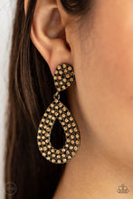 Load image into Gallery viewer, Pack In The Pizzazz - Brass Earrings - Sabrina&#39;s Bling Collection