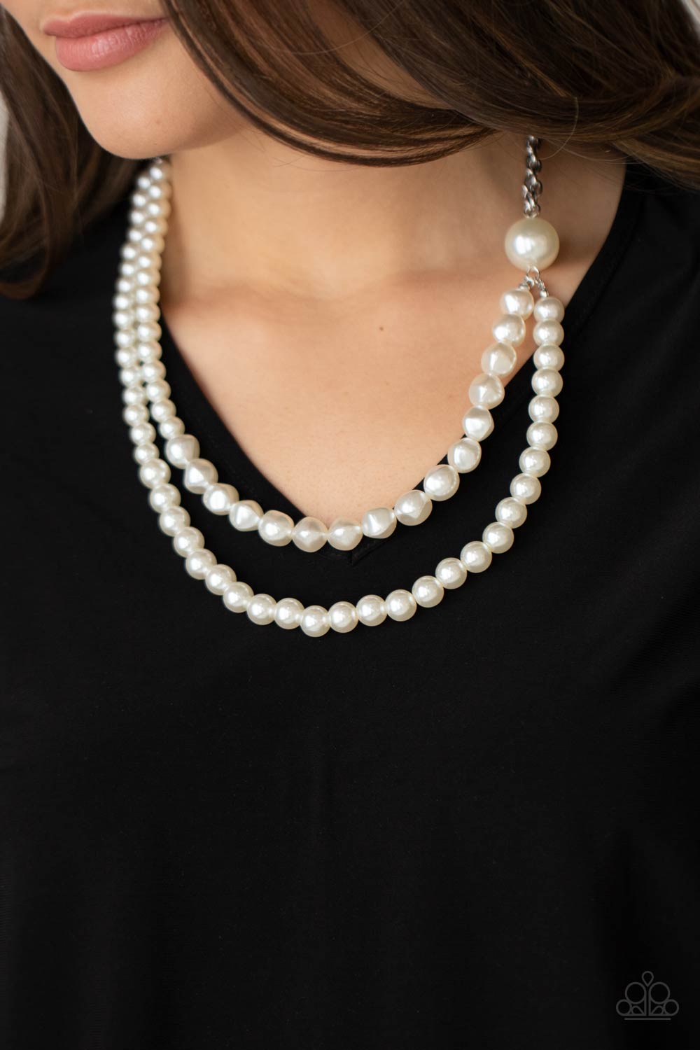Remarkable Radiance - White Pearl Necklace - Sabrina's Bling Collection