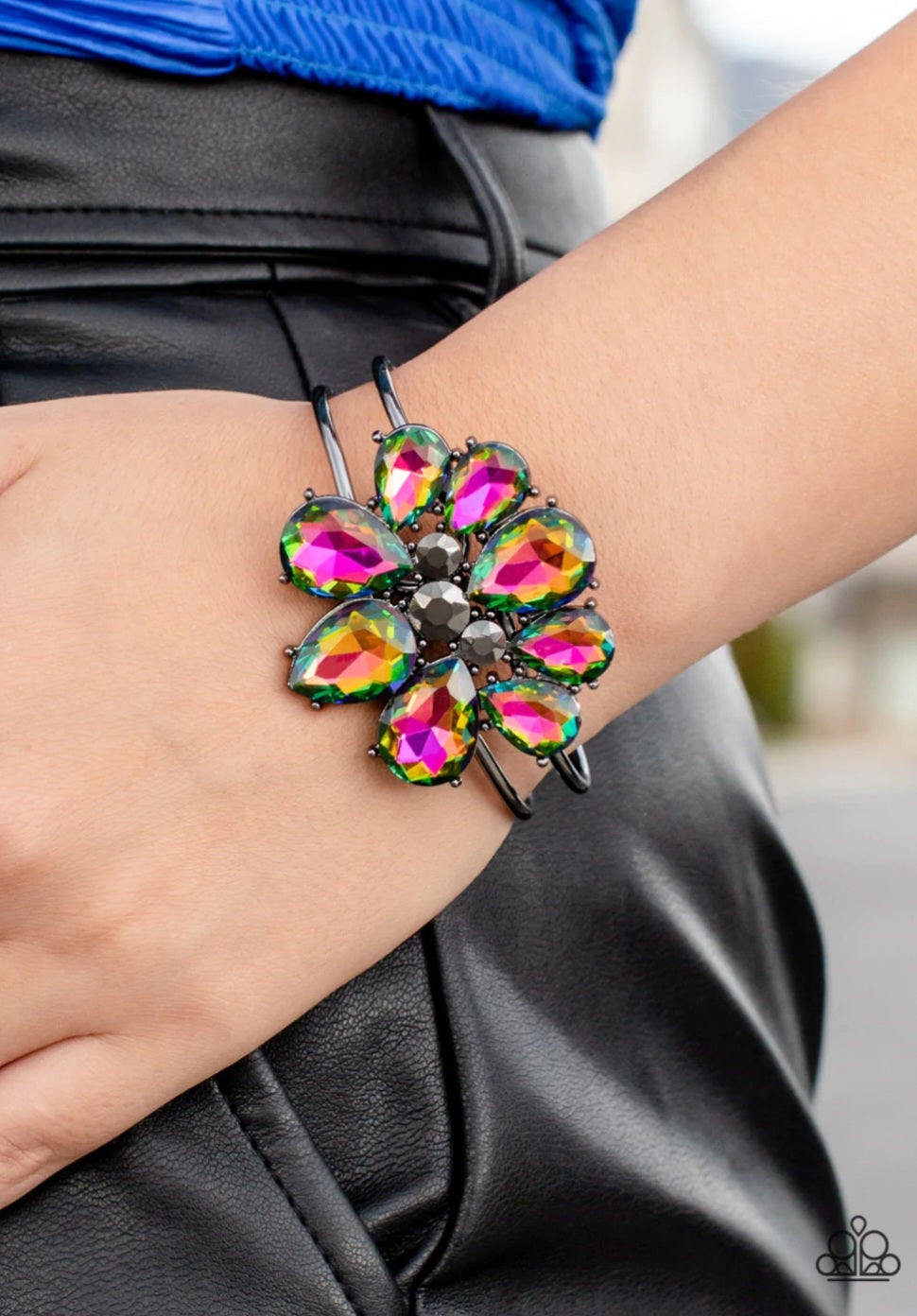 DAUNTLESS Is More - Multi Bracelet - Sabrinas Bling Collection